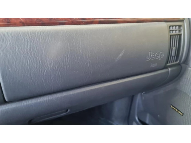 Подушка безопасности водителя    Jeep Grand Cherokee (WJ)