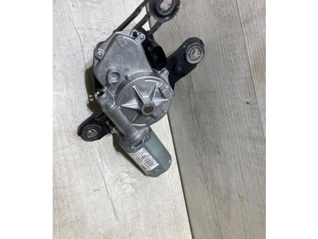 Моторчик заднего дворника 5G0955711C, W000089789    Seat Ateca