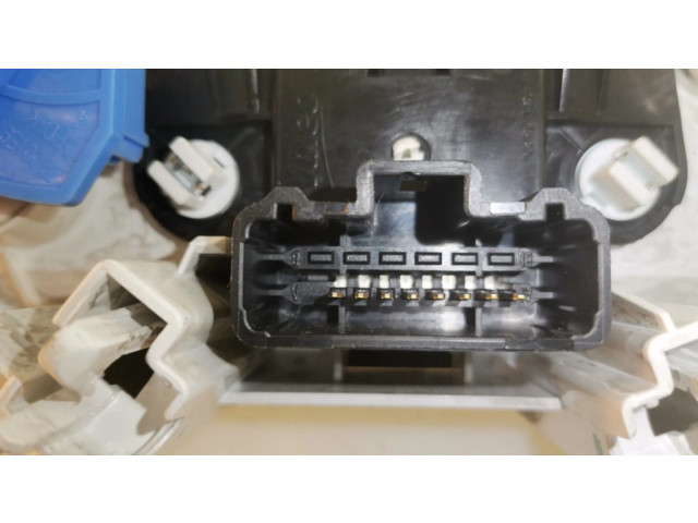 Блок управления климат-контролем E1093049A, 30080060   Opel Vivaro