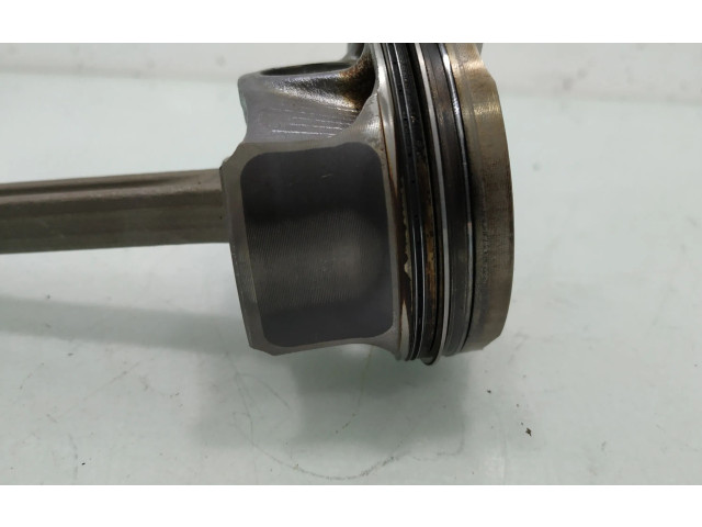 Píst 980726038001   Citroen C4 SpaceTourer    HN05 