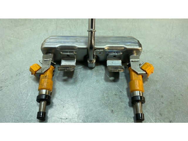Комплект форсунок 268092415    Subaru XV II для бензинового двигателя  1.6