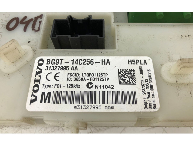   Pojistková skříňka 31327995AA, BG9T14C256HA   Volvo XC60 2010