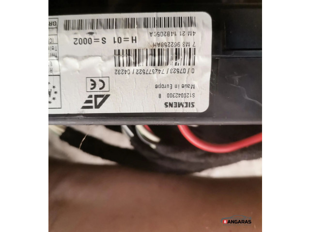 Блок предохранителей 7m3962258ah   Volkswagen Sharan    