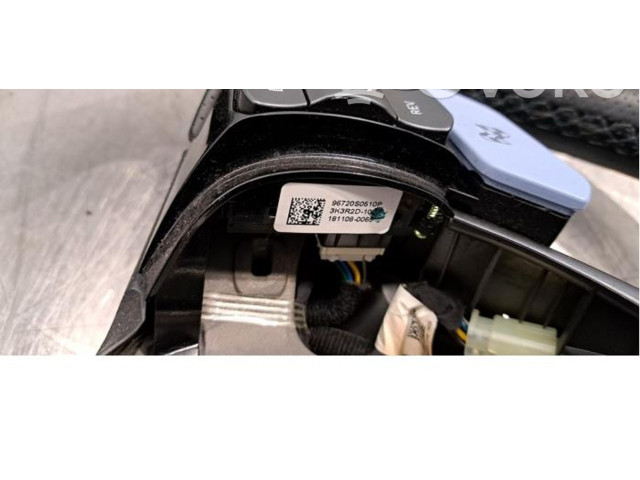 Руль Hyundai i30  2017 -  года 56100S0600SUV      