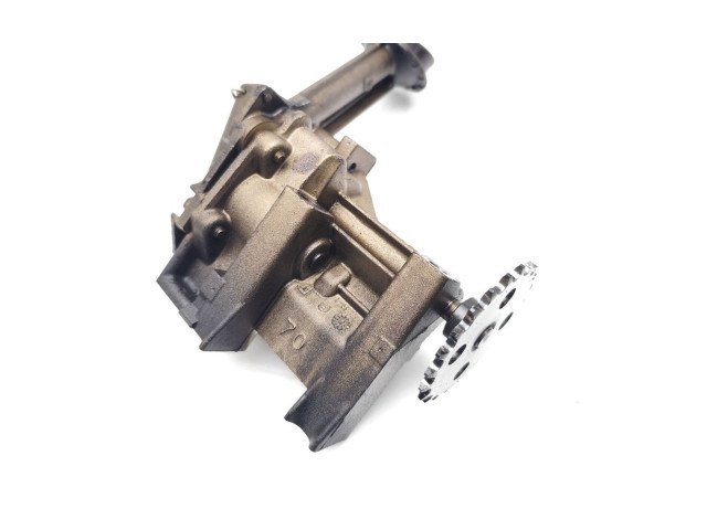 Масляный насос  K9K636 8200307174  Nissan Juke I F15 