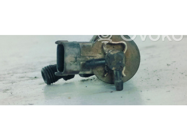 Vstřikovač 0445110252   Peugeot 207    8FS 