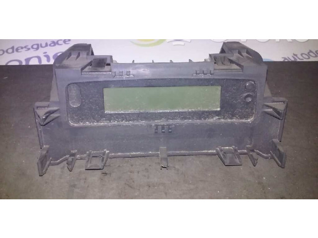 Дисплей    8200290542   Renault Megane II