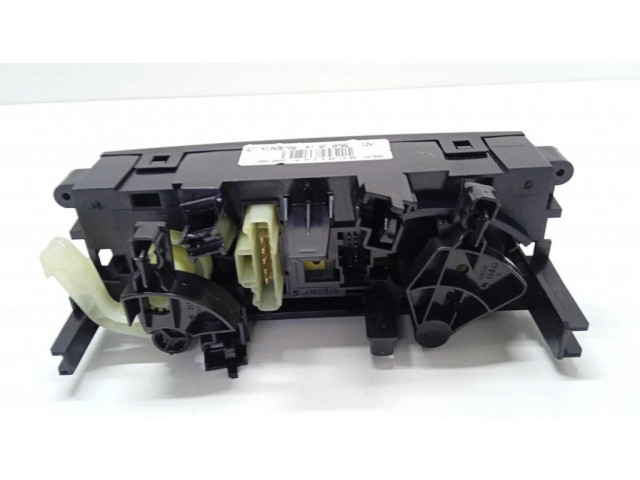 Блок управления климат-контролем 69910202, N102079B   Peugeot 207