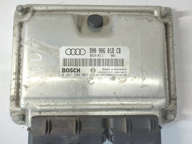 Блок управления двигателя 8N0906018CB, 0261208053   Audi TT Mk1