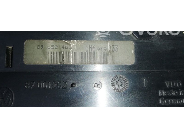 Панель приборов 88311188, 1H6919033   Volkswagen Golf III       