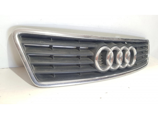 Верхняя решётка Audi A6 S6 C5 4B 1997-2005 года 4B0853651A      