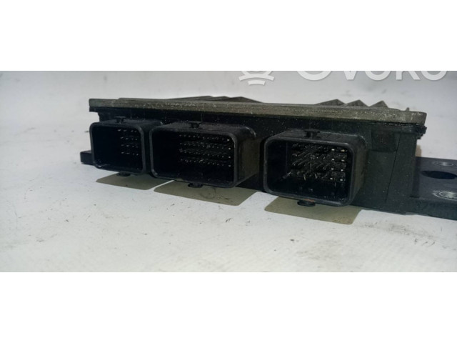 Řídící jednotka 8200399038, 8200513163   Renault Megane II 2005