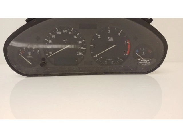 Přístrojová deska  BMW 3 E36 1996 88311220, 62118361210  
