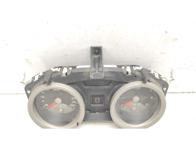 Přístrojová deska  Renault Megane II 2004 8200399694, RBAC2736899  