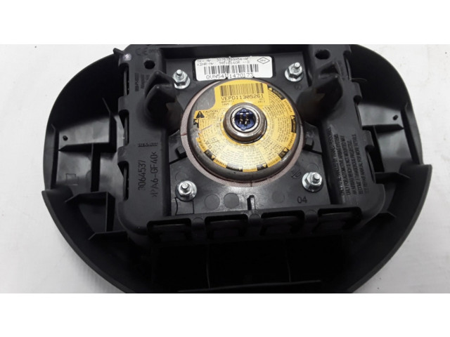 Подушка безопасности водителя 985105160R   Dacia Lodgy