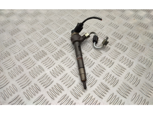 Vstřikovač 04L089B, 057130764AB   Skoda Octavia Mk3 (5E)    CLHA 