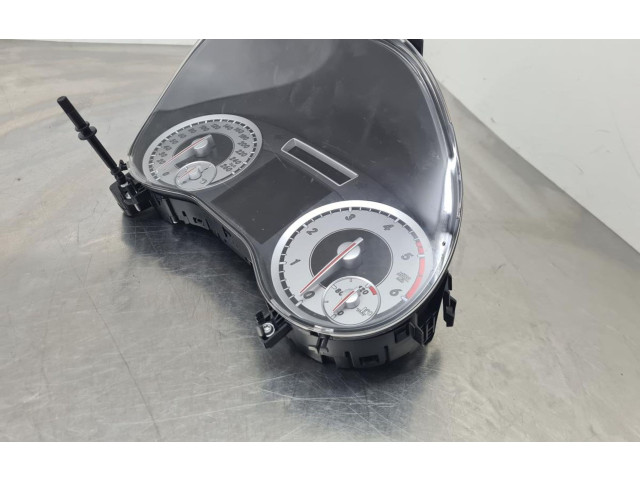 Přístrojová deska  Mercedes-Benz A W176 2015 A1769003303, 0263700338  
