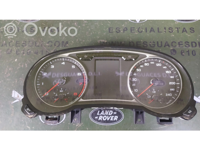 Přístrojová deska  Audi A1 2010 8XA920930D  