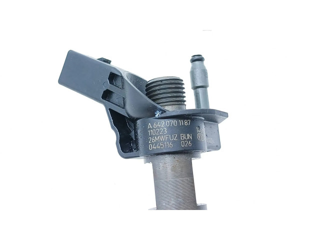 Vstřikovač A6420701187, 110223   Mercedes-Benz C W204  pro naftový motor 3.0  
