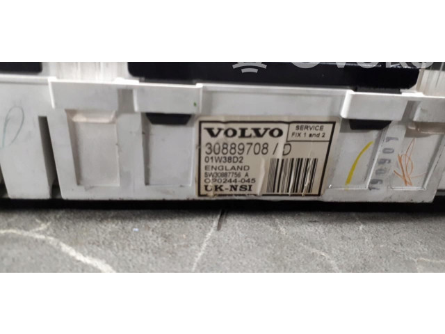 Pojistková skříňka Спидометр (приборный щиток) 30889708   Volvo S40, V40 2000