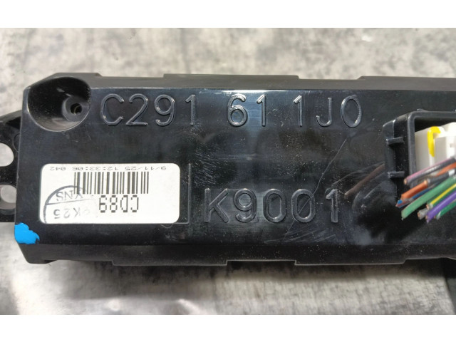 Дисплей    CD89611J0, C291611J0   Mazda 5