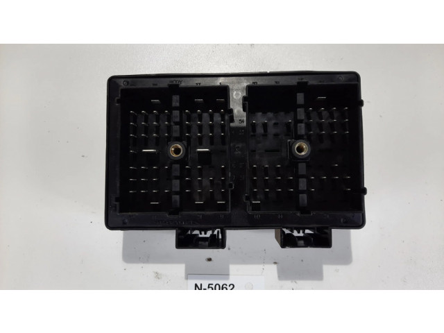   Pojistková skříňka 96821082   Chevrolet Captiva 2008