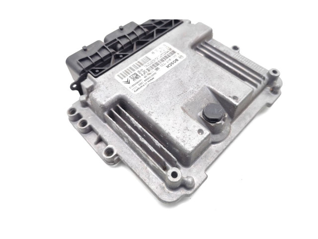 Řídící jednotka 9677013180, 0281017333   Citroen C3 Picasso 2011