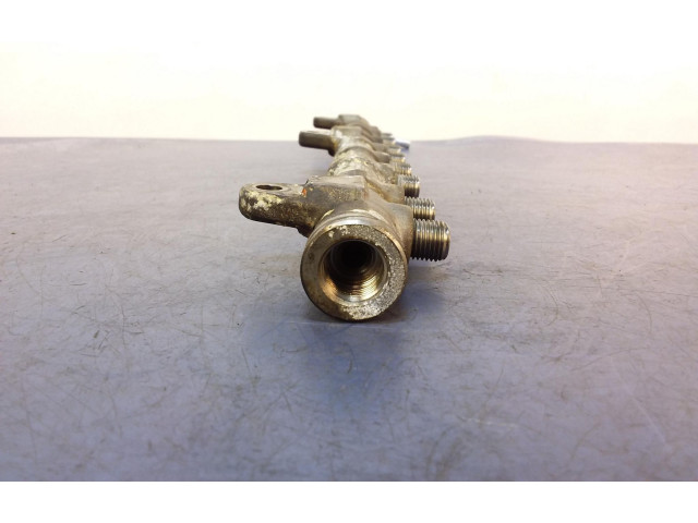 Vstřikovací lišta 11617555666, 7555666   BMW 7 F01 F02 F03 F04   4.4 N63B44B 
