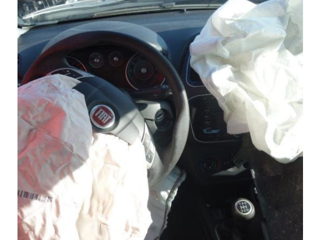 Руль Fiat Punto Evo   -  года       