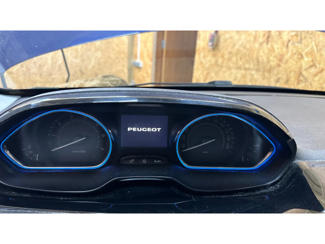 Přístrojová deska  Peugeot 2008 I 2014 9805969480, 27052014  