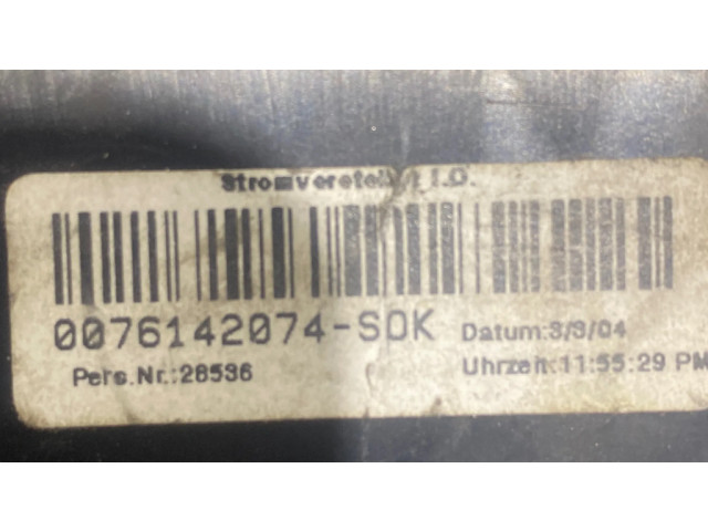 Блок предохранителей  18500000000, 90104060   BMW X3 E83    