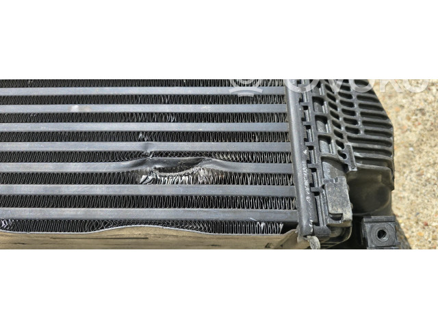 Интеркулер  4M0145804   Lamborghini Urus 