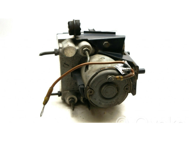 Jednotka ABS 0265213010   BMW 7 E38 1997