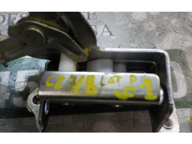 Замок багажника 825027108R    Dacia Dokker  -  года