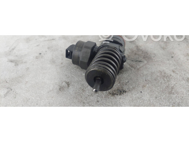 Vstřikovač 038130073AC, 010209   Volkswagen Sharan     