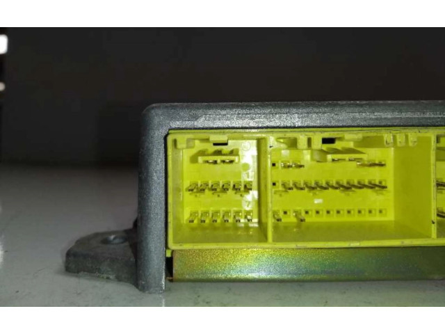 Блок подушек безопасности GG3E57K30, CENTRALITAAIRBAG   Mazda 626