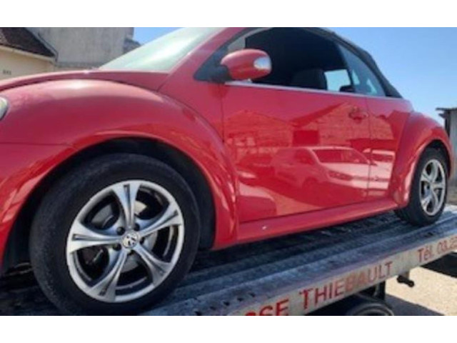 Přístrojová deska  Volkswagen New Beetle 2003   