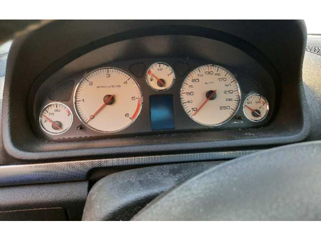 Přístrojová deska  Peugeot 207 CC 2005 A2C53106703  