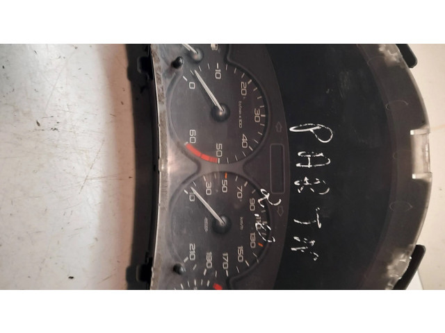 Přístrojová deska  Peugeot Partner 2003 9651740080, 000500105  