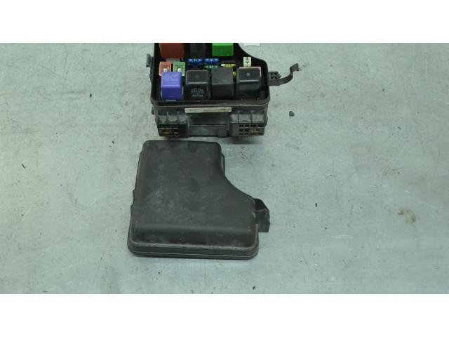 Блок предохранителей 82670-05020   Toyota Carina T190    