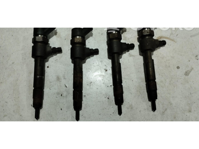 Форсунка 0445110199, 0445110199    Fiat Stilo   