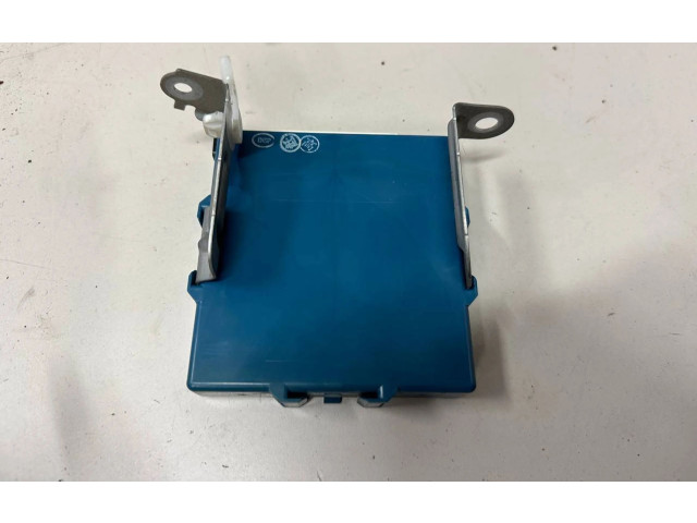 Блок комфорта 8961847011   Toyota Prius (XW20)   