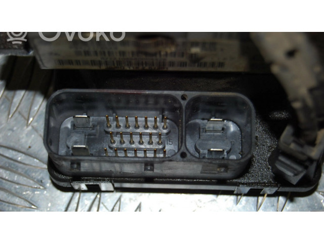 Jednotka ABS P04721765AB, 04686987AC   Chrysler Voyager 2002
