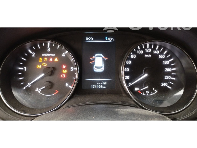 Přístrojová deska  Nissan Pulsar 2015 3ZN0BTVM2  