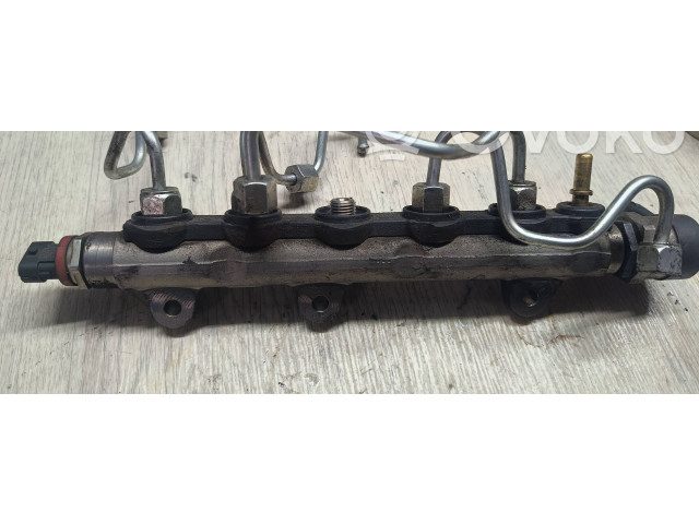 Топливная рампа 8200842432, H8200610223   Renault Laguna III  