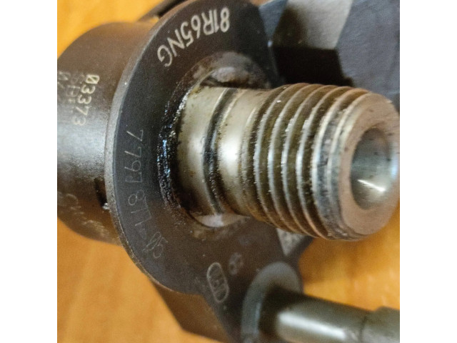 Vstřikovač 7797877   BMW 3 E90 E91  pro naftový motor 2.0  