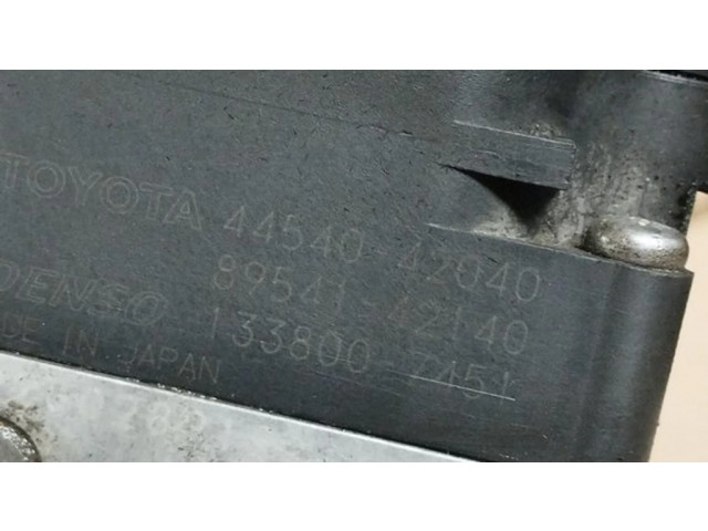 Блок АБС 4454042040, 8954142140   Toyota  RAV 4 (XA20)  2000-2005 года