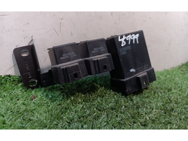 Модуль управления BSM M9200209, M9200209   Chrysler Stratus    