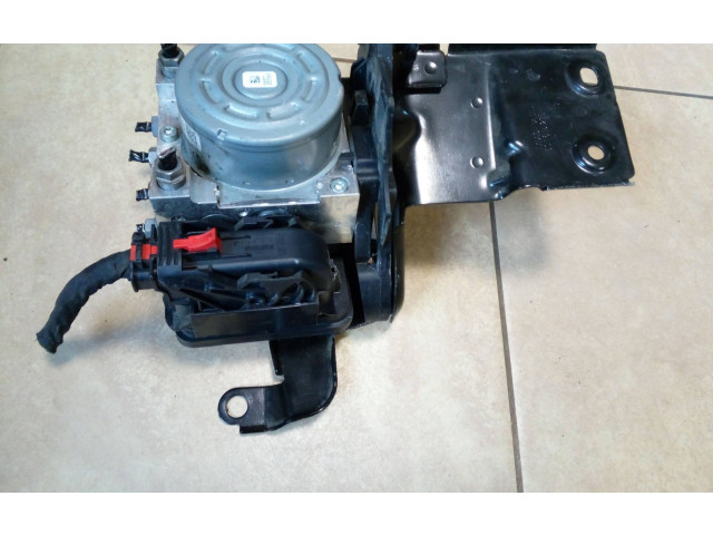 Jednotka ABS 5Q0614517DM, NE67763   Skoda Octavia Mk3 (5E) 2019