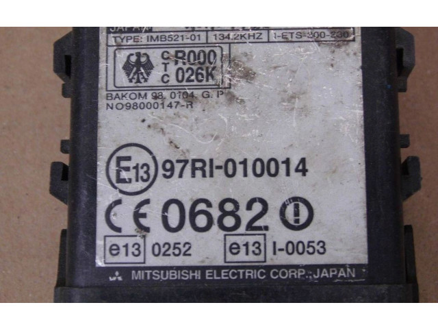 Řídící jednotka 88205AE002   Subaru Outback 2002